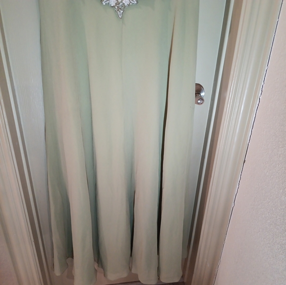 Formal dress by JKara New York Size 6 - Picture 4 of 7